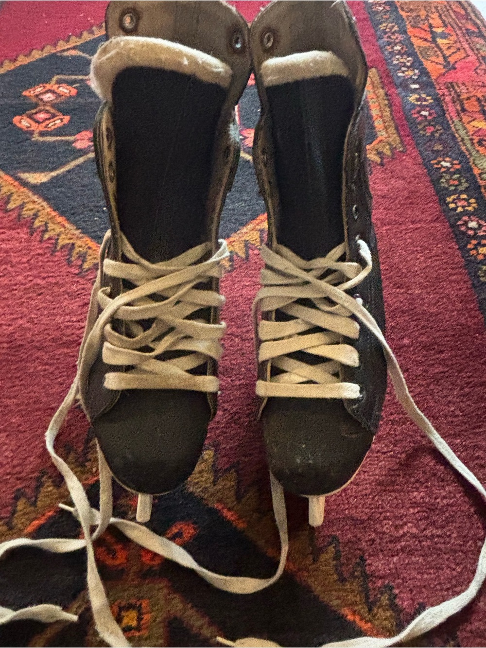 Women’s Black Lace-Up High-Top Ice Skates